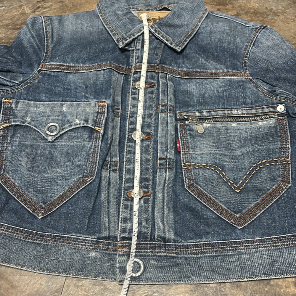 Levi’s Denim Button Up Blue Jean Jacket - Picture 14 of 15
